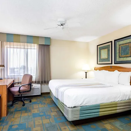 La Quinta By Wyndham El Paso East Hotel Exterior photo