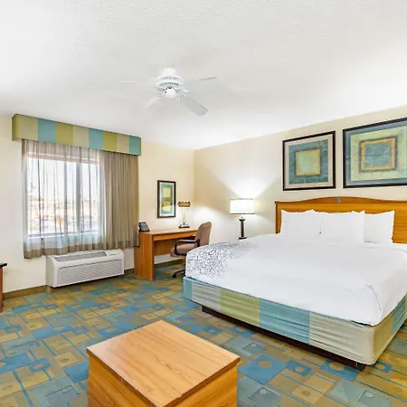 La Quinta By Wyndham El Paso East Hotel Exterior photo
