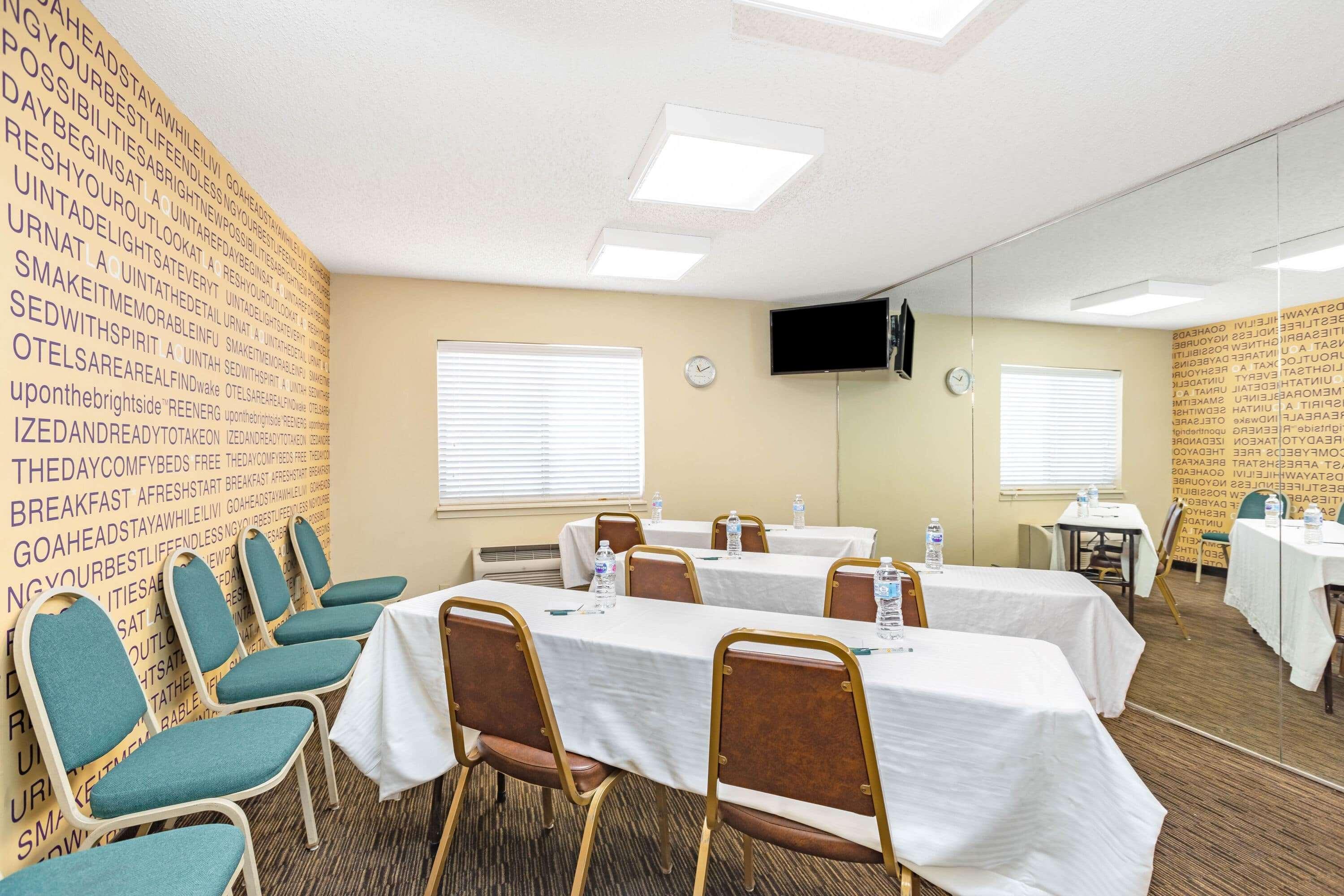 La Quinta By Wyndham East 3*