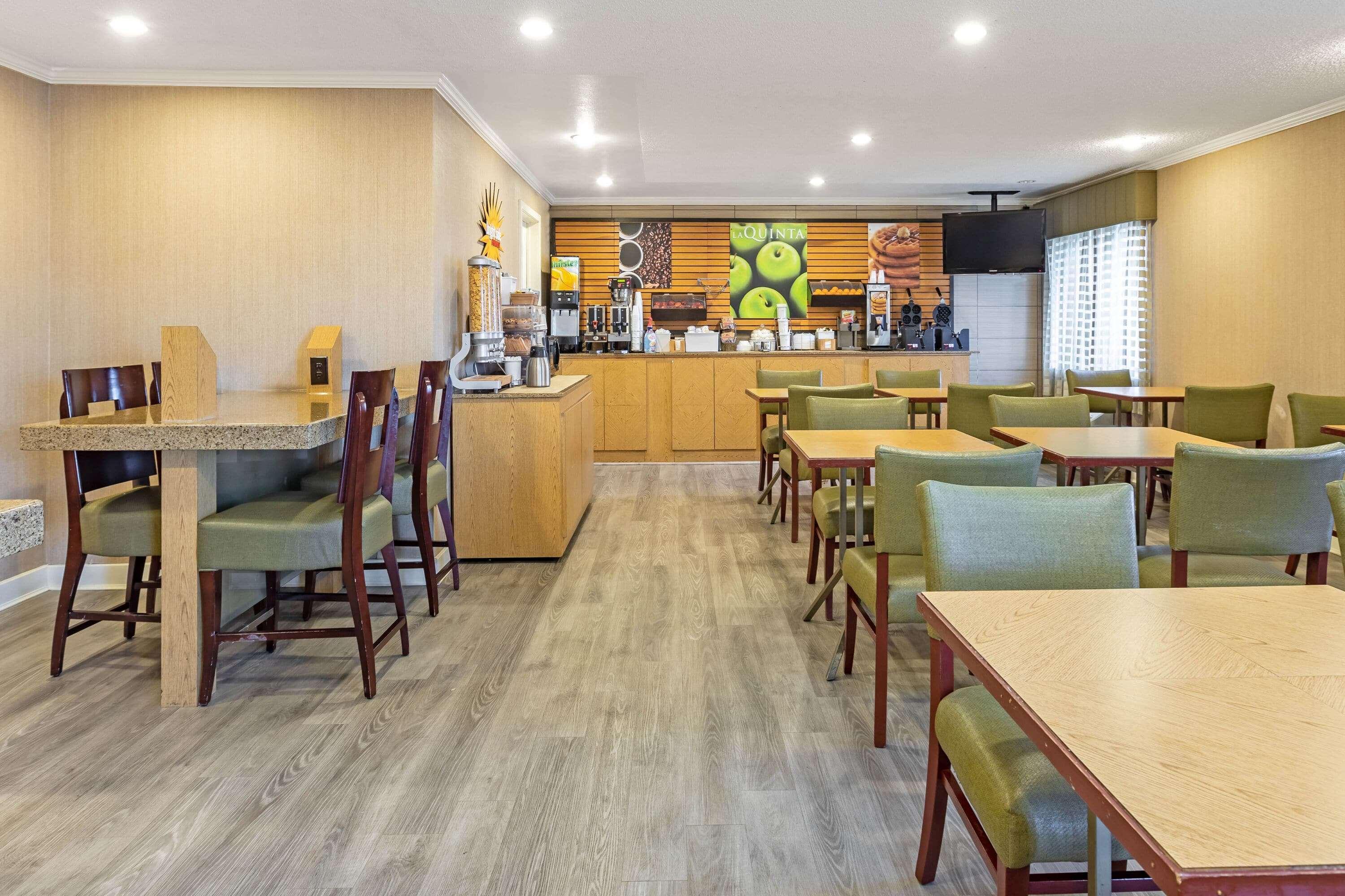 Hotel La Quinta By Wyndham East