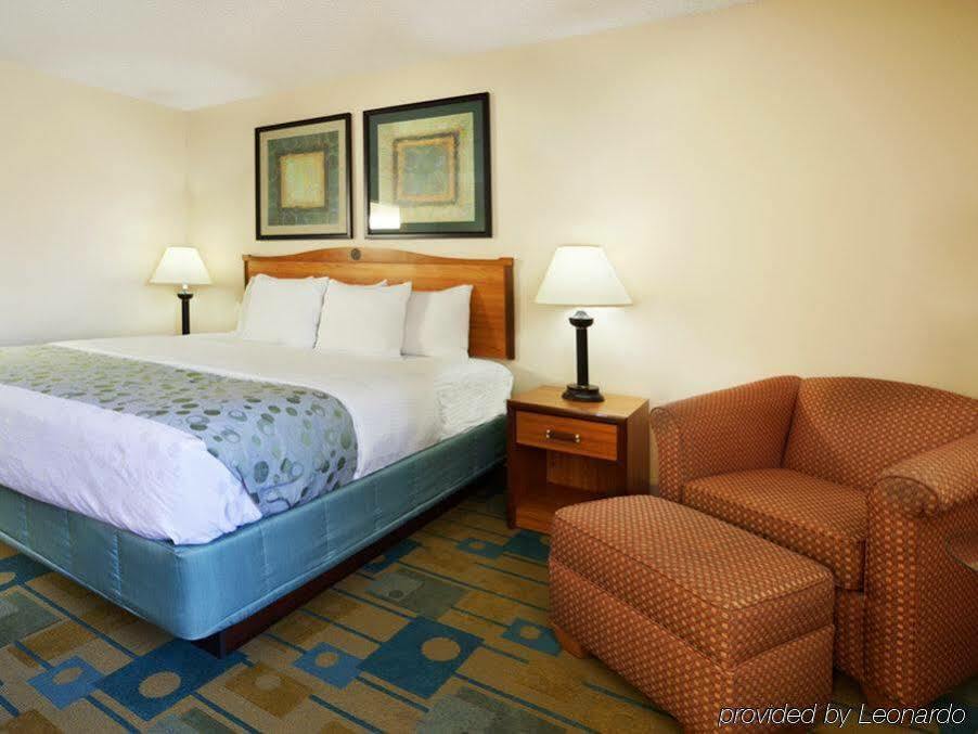 La Quinta By Wyndham East
